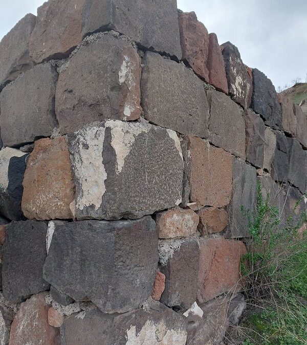 Twierdza Erebuni zbudowana w VIII wieku przed naszą erą-2800 lat temu.